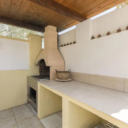 Modern In Porec With Swimming Pool And Jacuzzi * Nova Vas (Porec)
